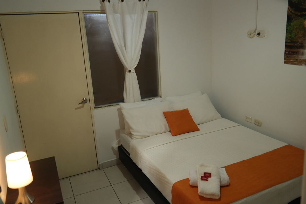 Otono Hostel San Gil Exterior photo